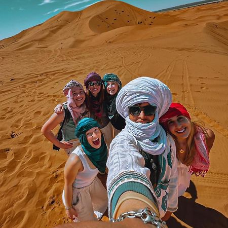 Merzouga Desert Family Camp Екстер'єр фото