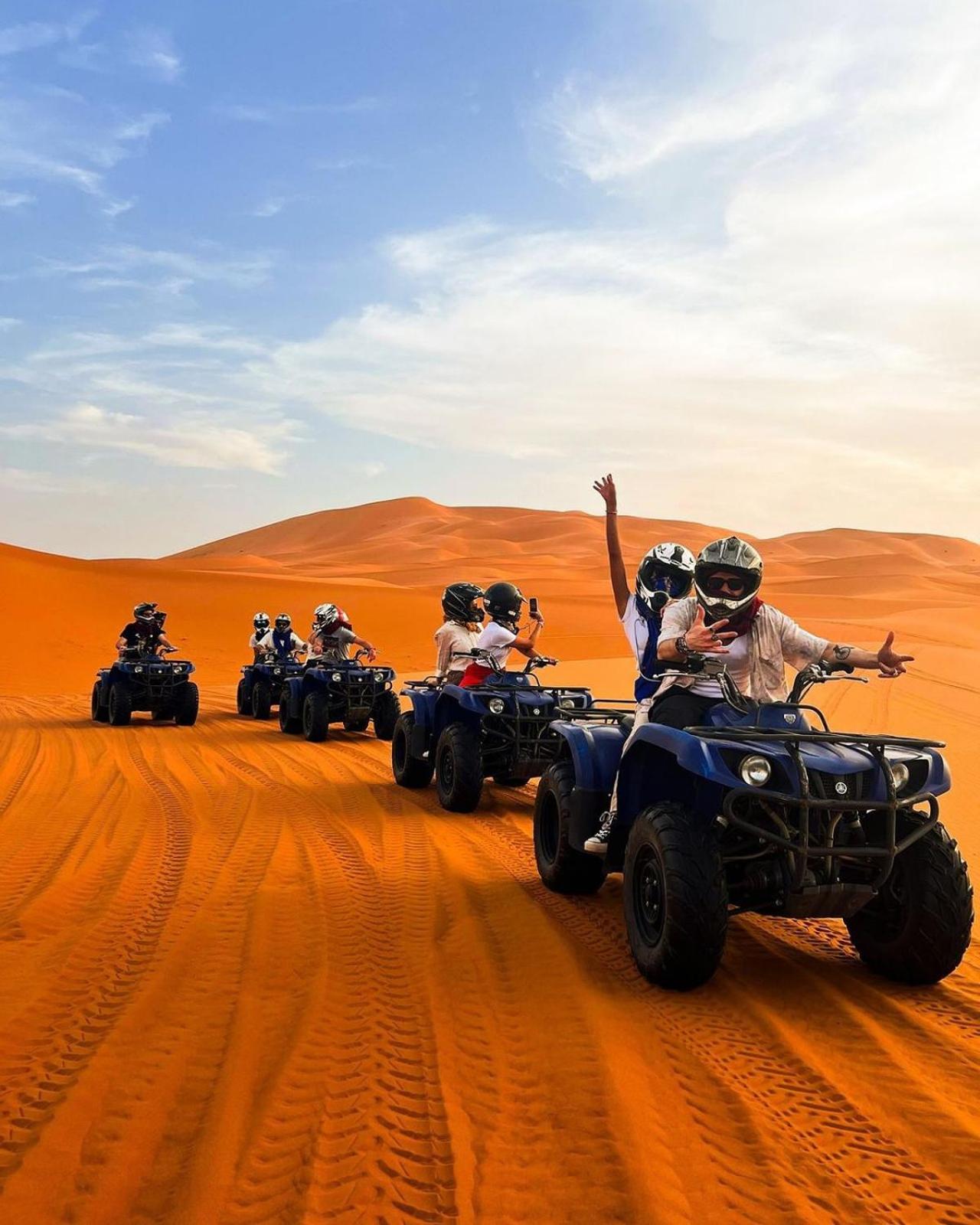 Merzouga Desert Family Camp Екстер'єр фото